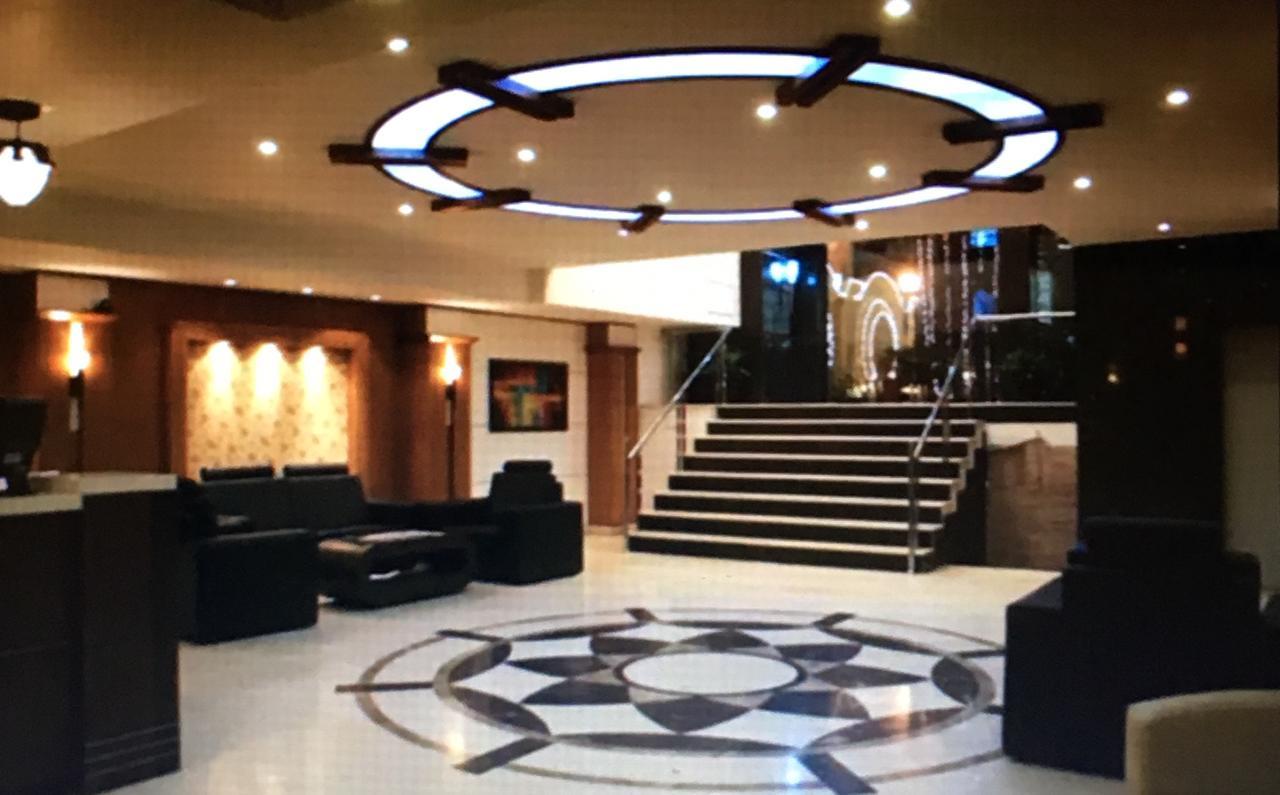 Elm Tree Amritsar Hotell Exteriör bild