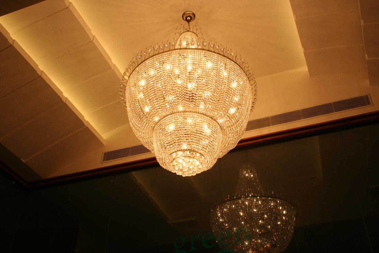 Elm Tree Amritsar Hotell Exteriör bild