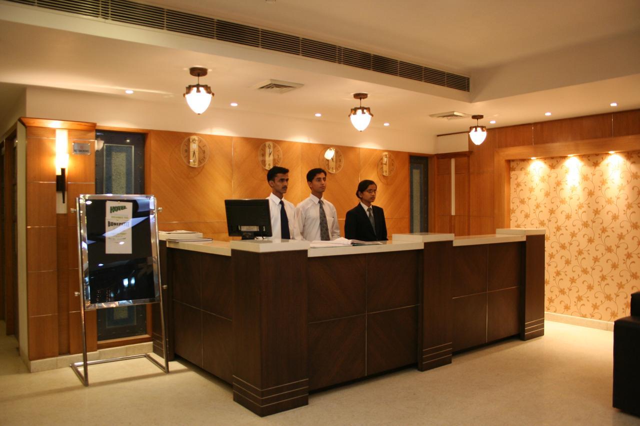 Elm Tree Amritsar Hotell Exteriör bild