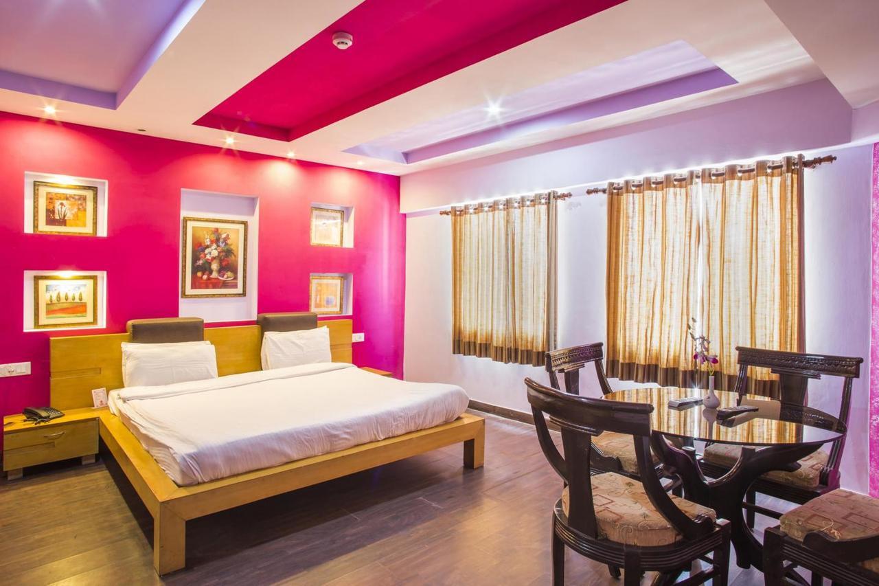 Elm Tree Amritsar Hotell Exteriör bild