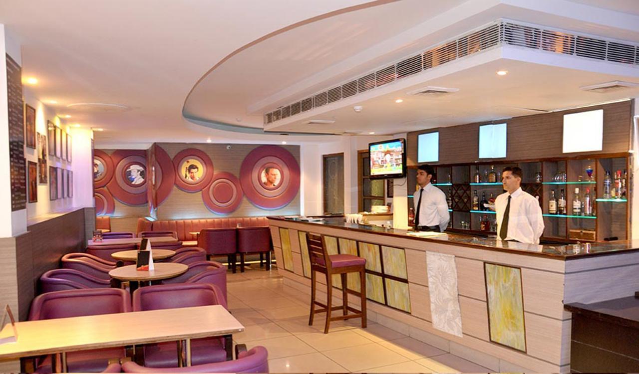 Elm Tree Amritsar Hotell Exteriör bild